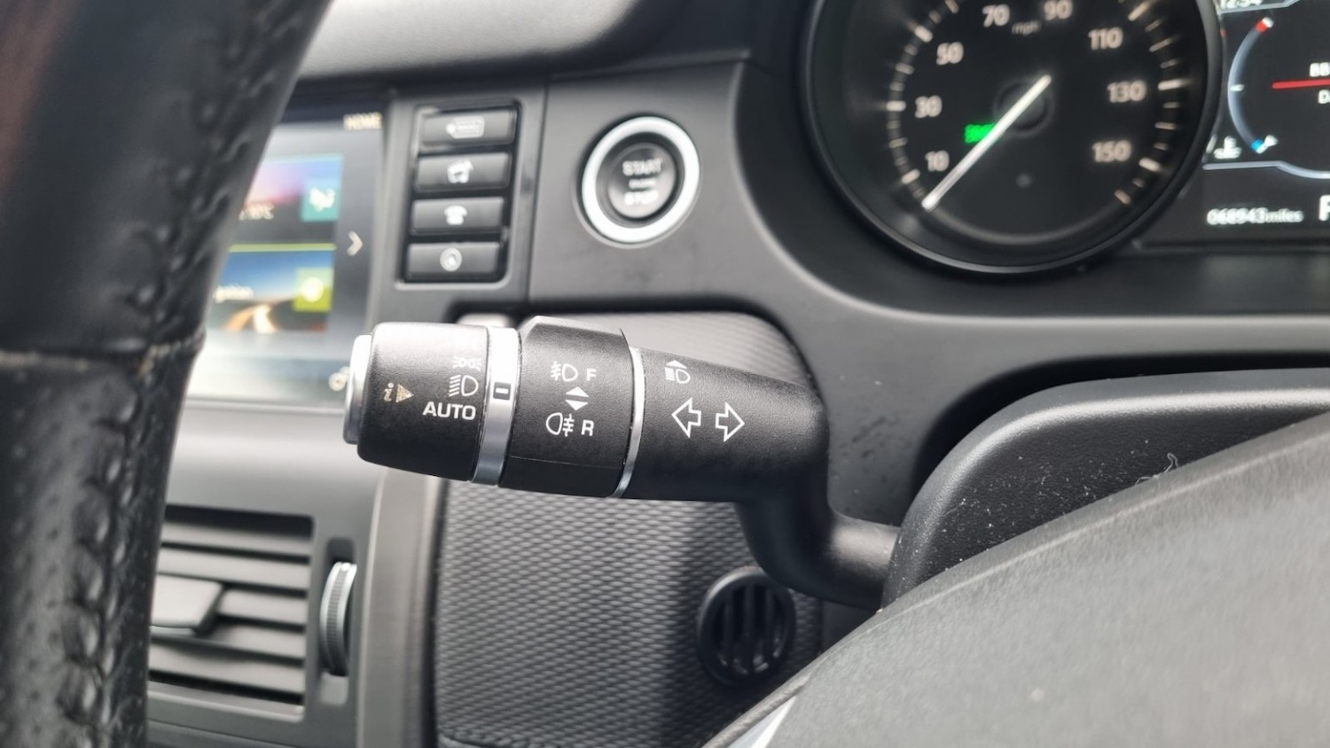 Used Land Rover Discovery Sport 2018 for sale - 76605914: Photo 33