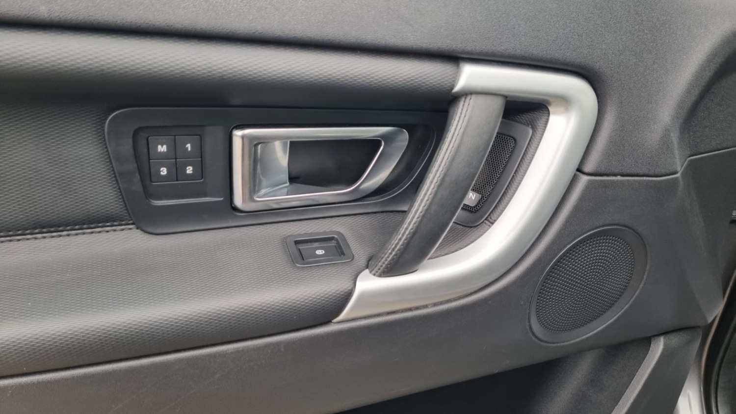 Used Land Rover Discovery Sport 2018 for sale - 76605914: Photo 52