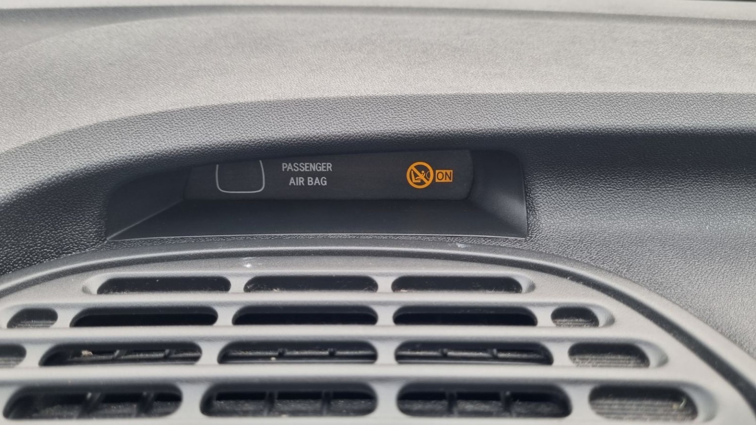 Used Toyota AYGO 2016 for sale - 76531183: Photo 27