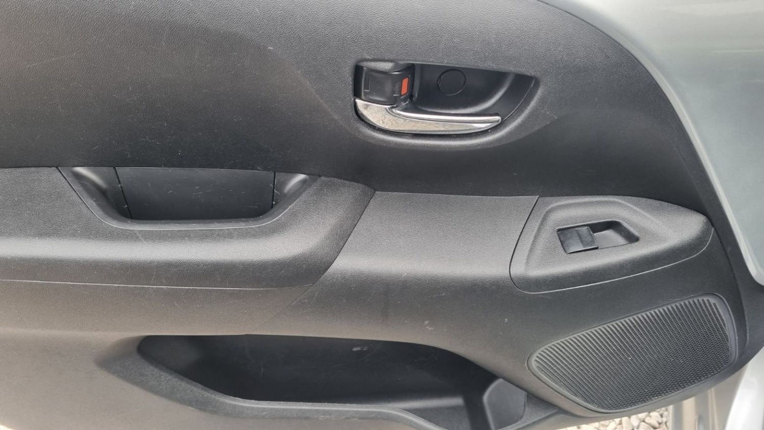 Used Toyota AYGO 2016 for sale - 76531183: Photo 38