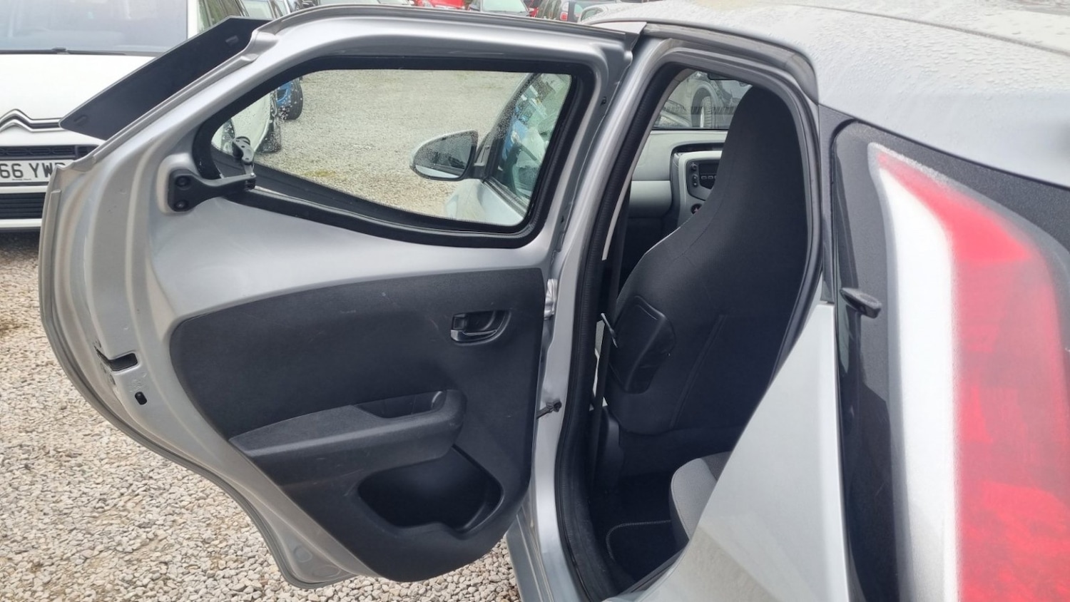 Used Toyota AYGO 2016 for sale - 76531183: Photo 45