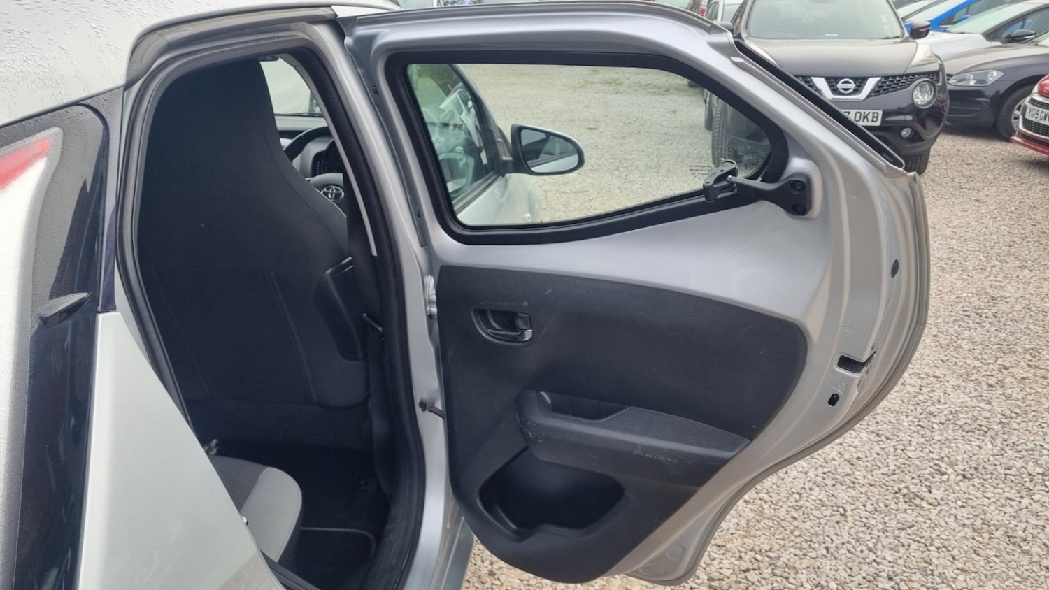 Used Toyota AYGO 2016 for sale - 76531183: Photo 53