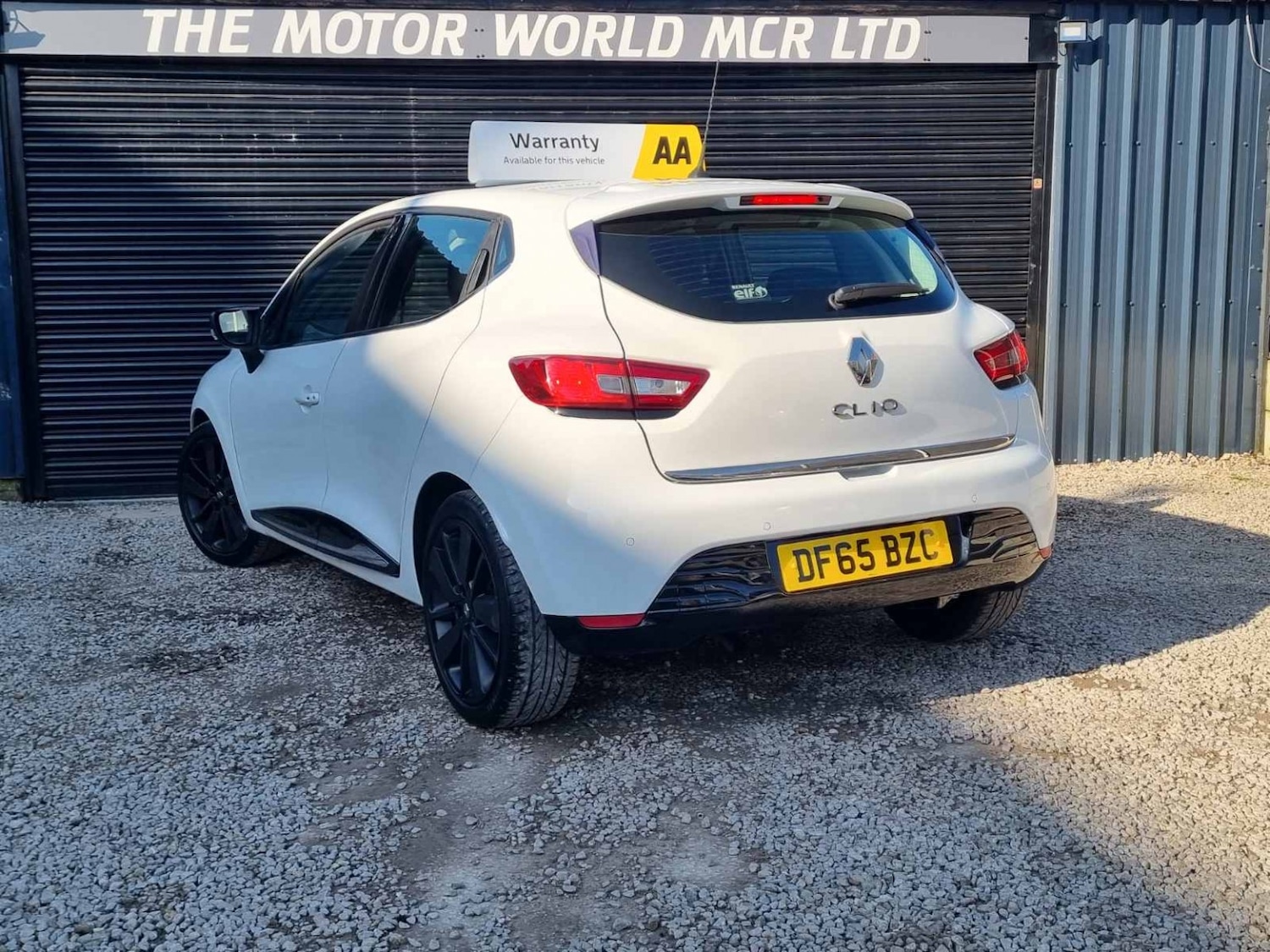 Used Renault Clio 2015 for sale - 77807122: Photo 4