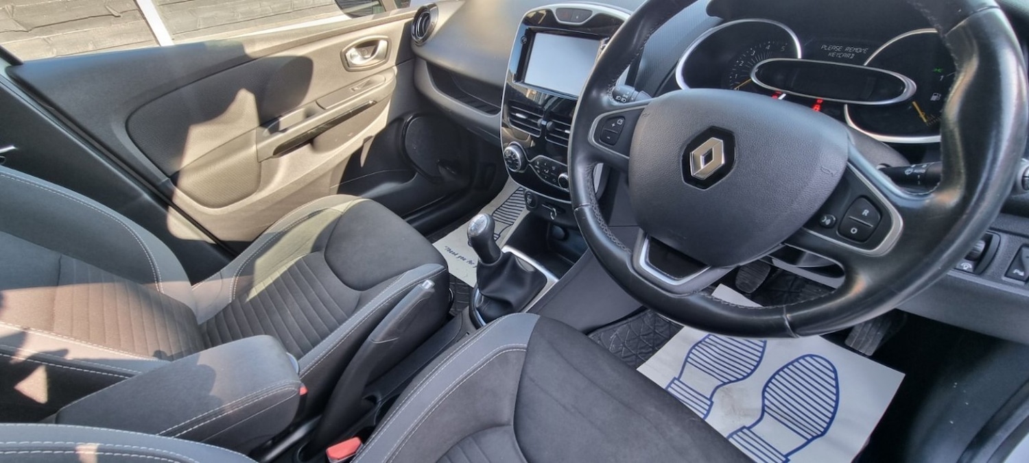 Used Renault Clio 2015 for sale - 77807122: Photo 44