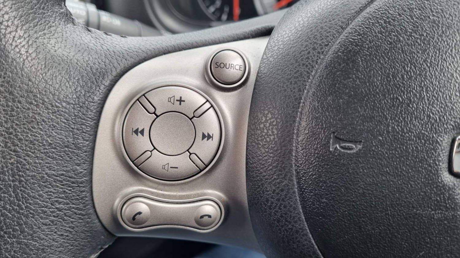 Used Nissan Micra 2015 for sale - 76314028: Photo 17