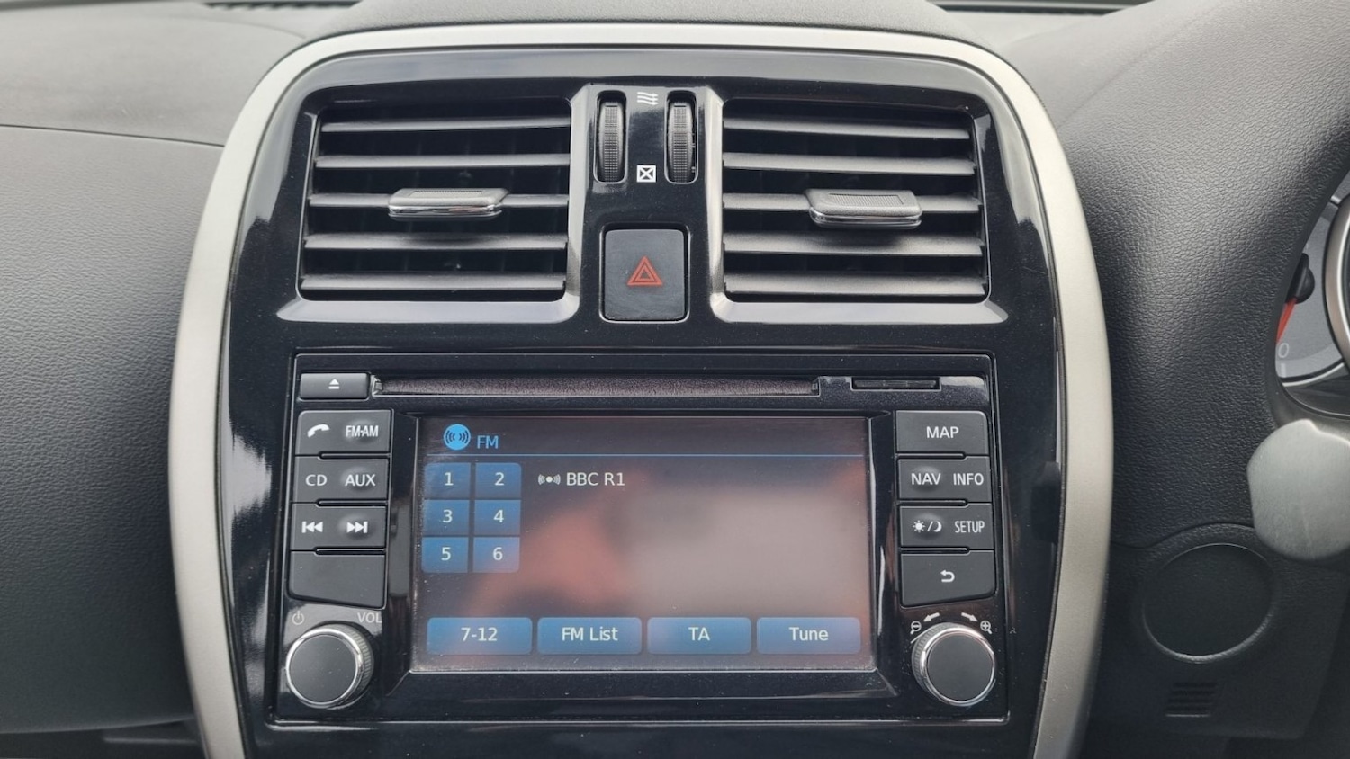 Used Nissan Micra 2015 for sale - 76314028: Photo 22