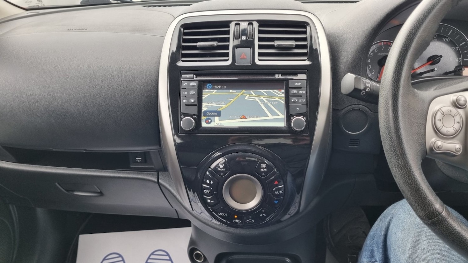 Used Nissan Micra 2015 for sale - 76314028: Photo 34