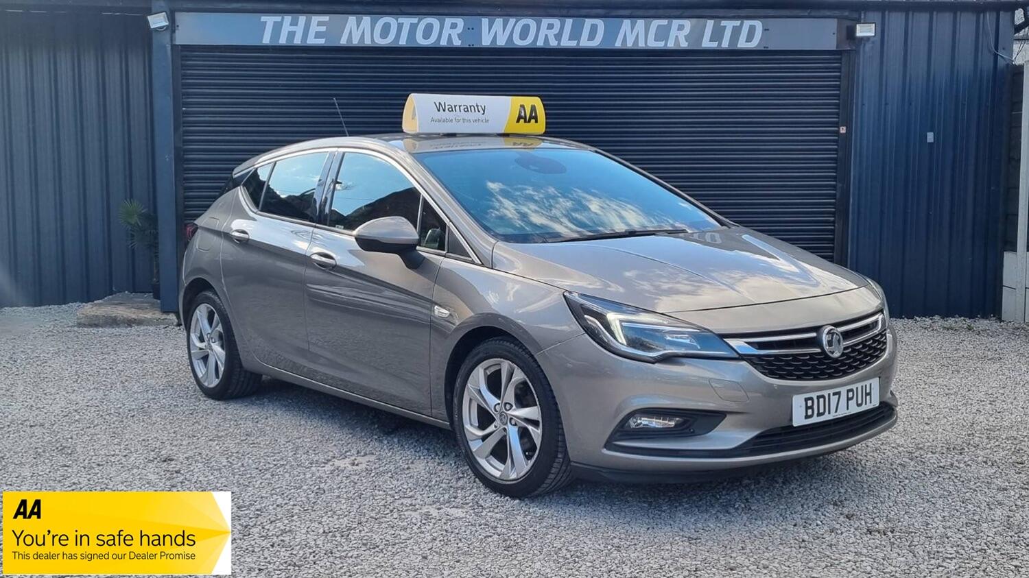 Used Vauxhall Astra 2017 for sale - 76076050: Photo 1