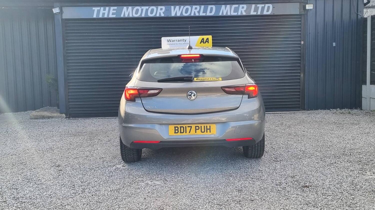 Used Vauxhall Astra 2017 for sale - 76076050: Photo 3