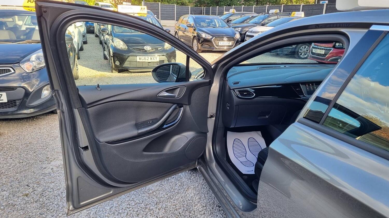 Used Vauxhall Astra 2017 for sale - 76076050: Photo 45