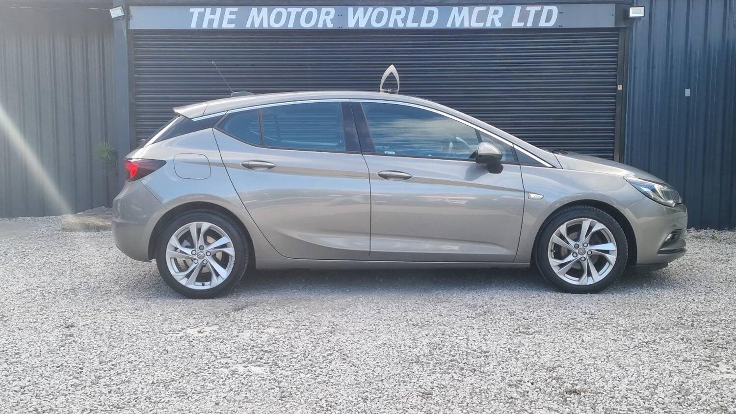 Used Vauxhall Astra 2017 for sale - 76076050: Photo 5
