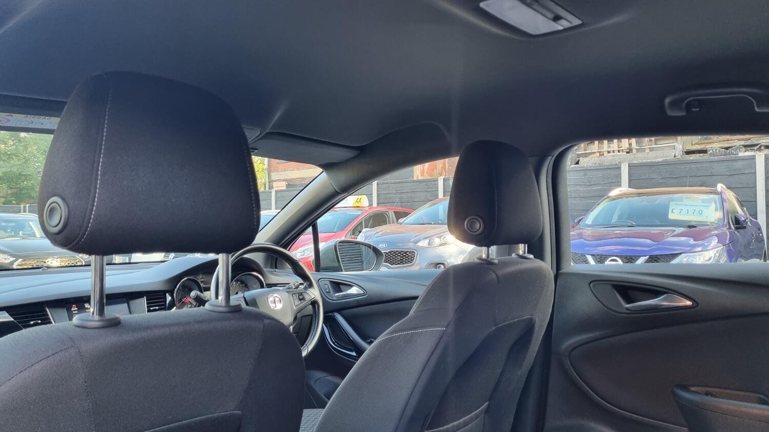 Used Vauxhall Astra 2017 for sale - 76076050: Photo 59