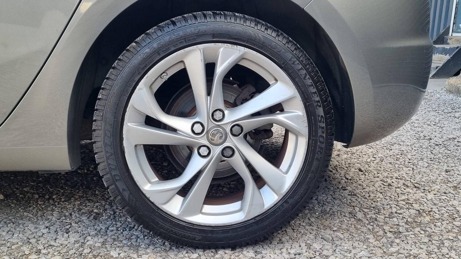 Used Vauxhall Astra 2017 for sale - 76076050: Photo 76