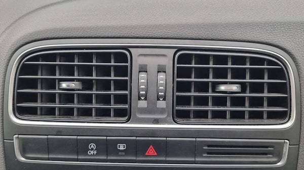 Used Volkswagen Polo 2015 for sale - 76268609: Photo 35