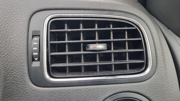 Used Volkswagen Polo 2015 for sale - 76268609: Photo 36