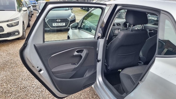 Used Volkswagen Polo 2015 for sale - 76268609: Photo 51