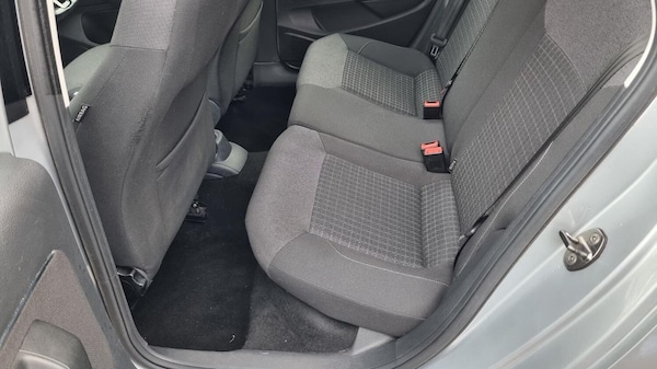 Used Volkswagen Polo 2015 for sale - 76268609: Photo 56