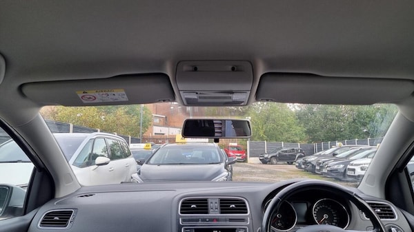 Used Volkswagen Polo 2015 for sale - 76268609: Photo 65