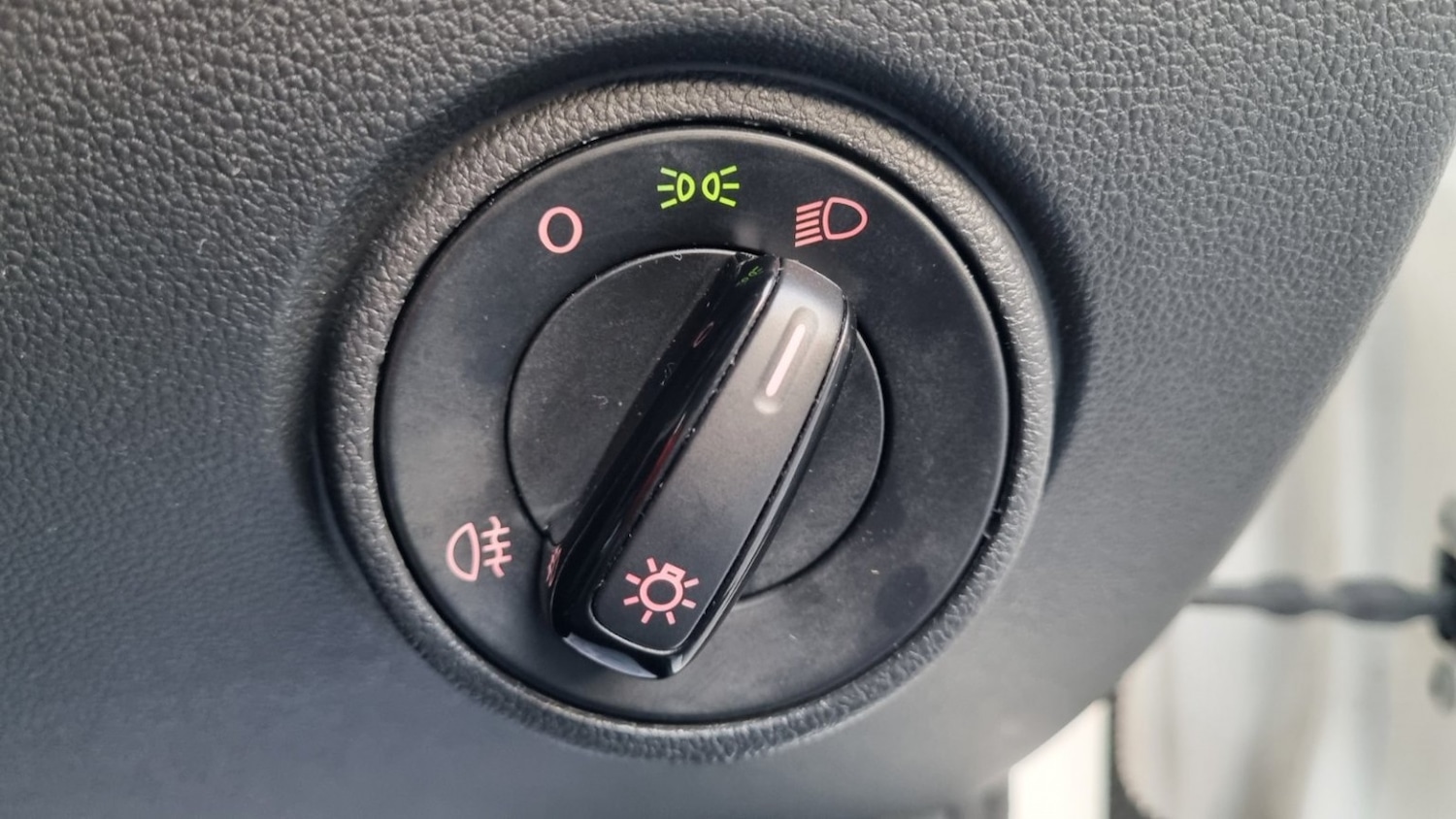 Used Volkswagen up! 2015 for sale - 76951043: Photo 23