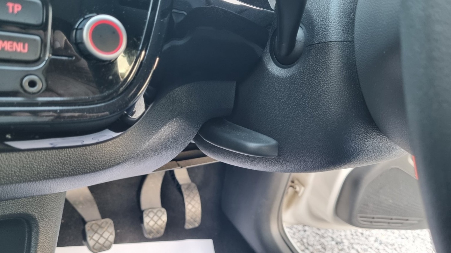 Used Volkswagen up! 2015 for sale - 76951043: Photo 30