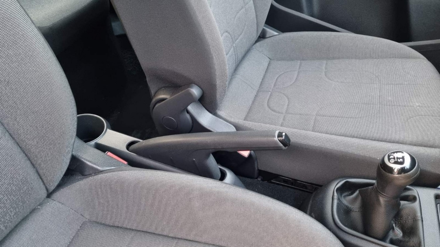 Used Volkswagen up! 2015 for sale - 76951043: Photo 36