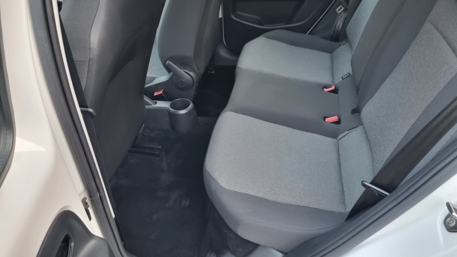 Used Volkswagen up! 2015 for sale - 76951043: Photo 49