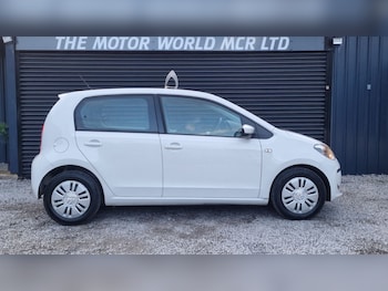 Used Volkswagen up! 2015 for sale - 76951043: Photo