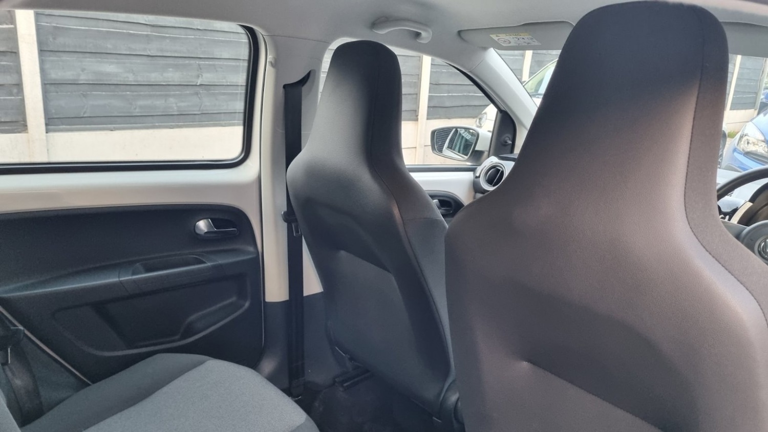 Used Volkswagen up! 2015 for sale - 76951043: Photo 55