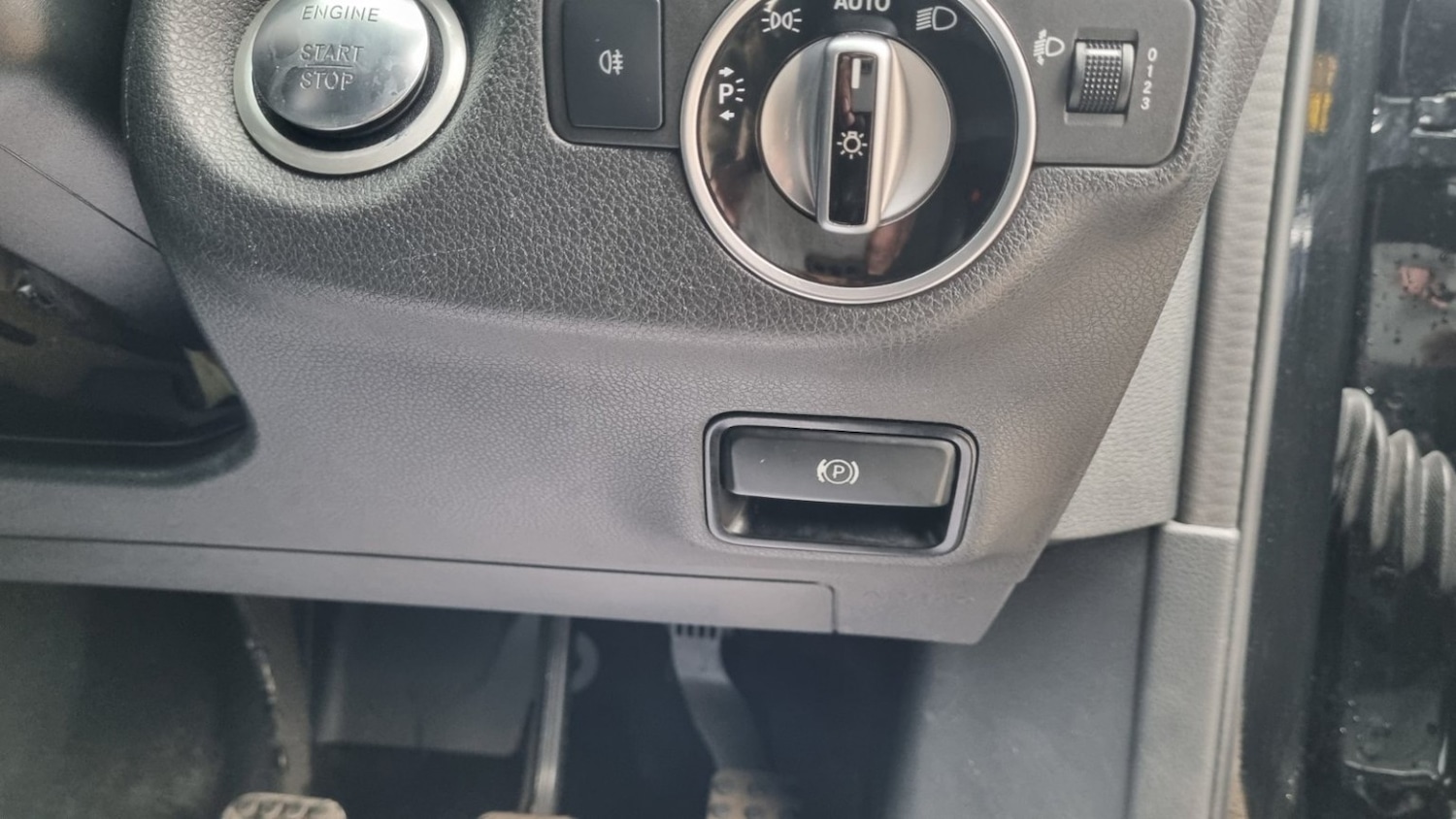 Used Mercedes-Benz A-Class 2017 for sale - 77363573: Photo 20