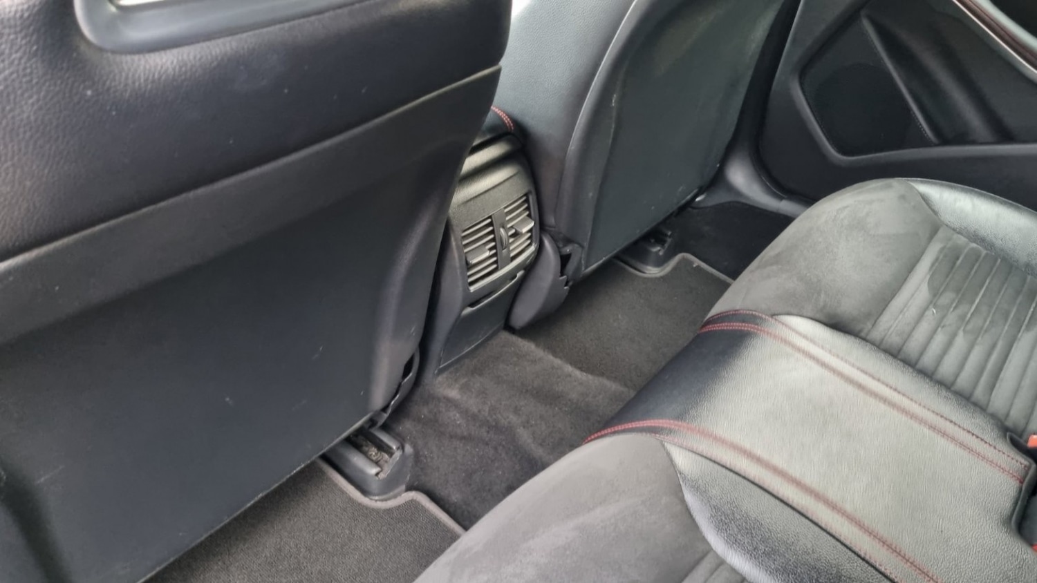 Used Mercedes-Benz A-Class 2017 for sale - 77363573: Photo 64