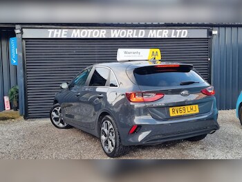 Used Kia Ceed 2019 for sale - 76848728: Photo