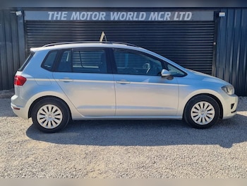 Used Volkswagen Golf SV 2014 for sale - 75975589: Photo