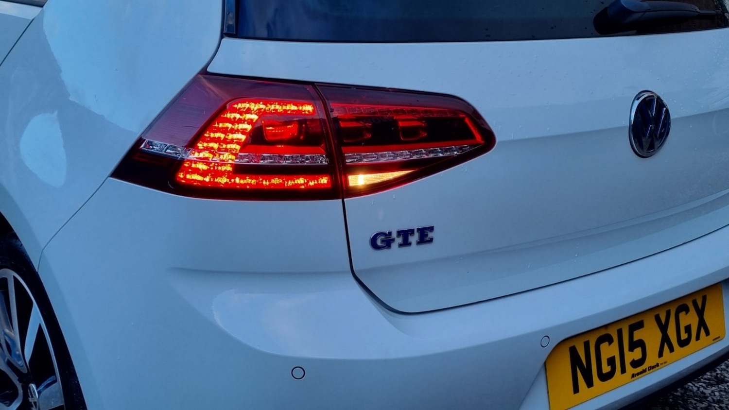 Used Volkswagen Golf 2015 for sale - 76848710: Photo 12