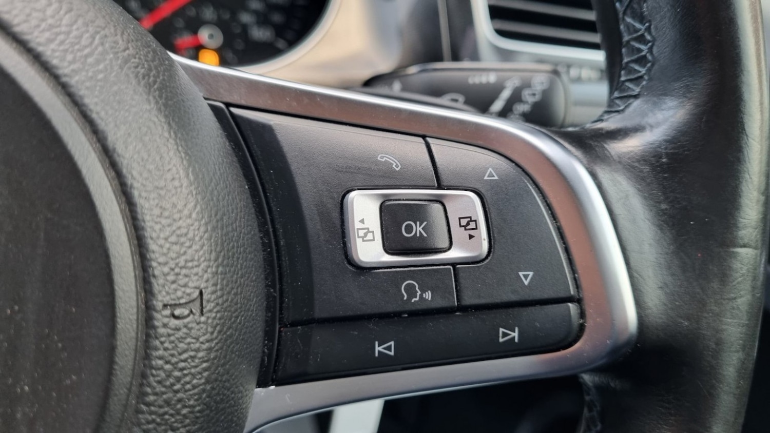 Used Volkswagen Golf 2015 for sale - 76848710: Photo 24