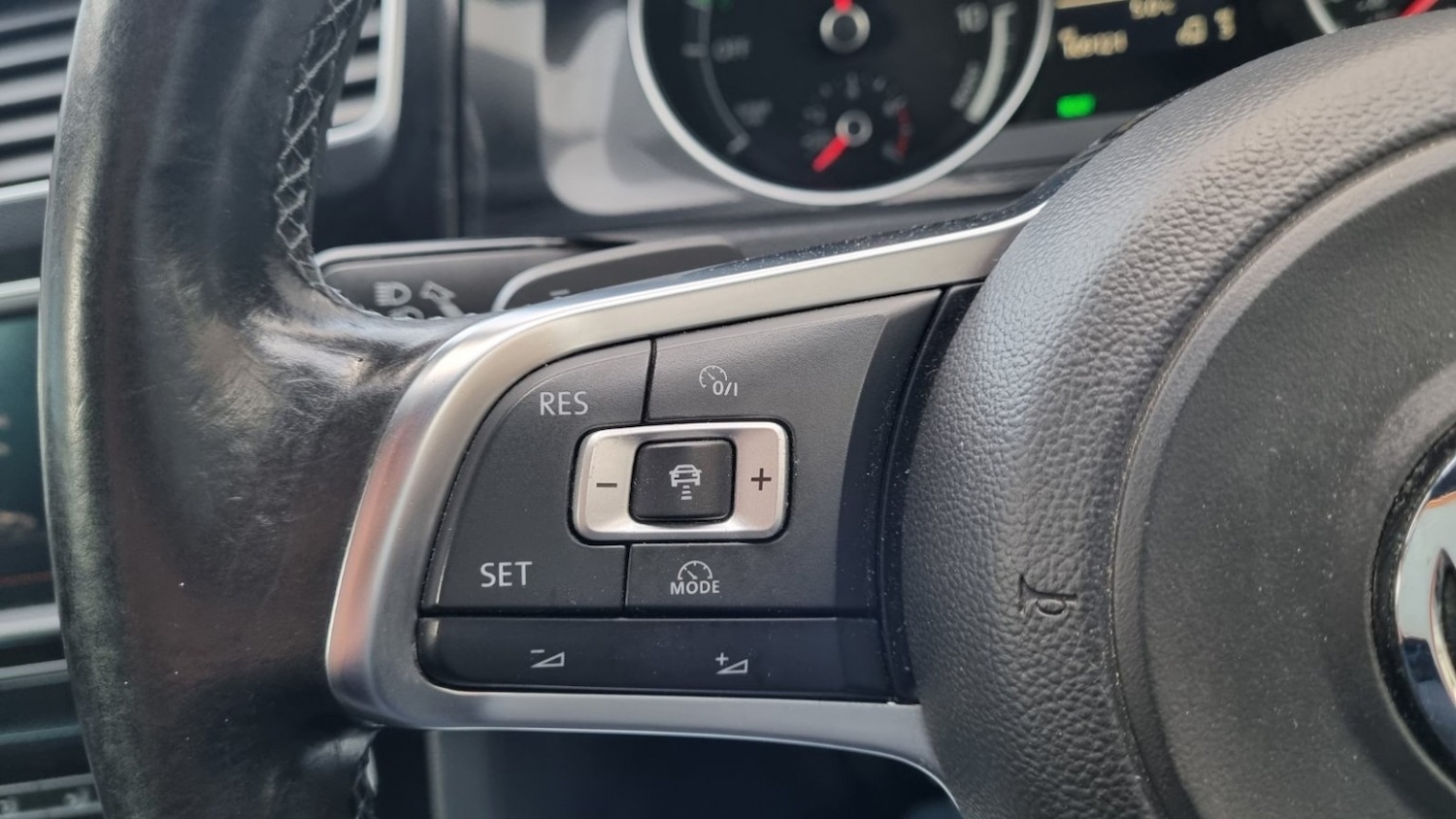 Used Volkswagen Golf 2015 for sale - 76848710: Photo 26