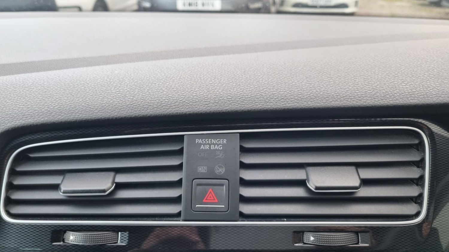 Used Volkswagen Golf 2015 for sale - 76848710: Photo 31