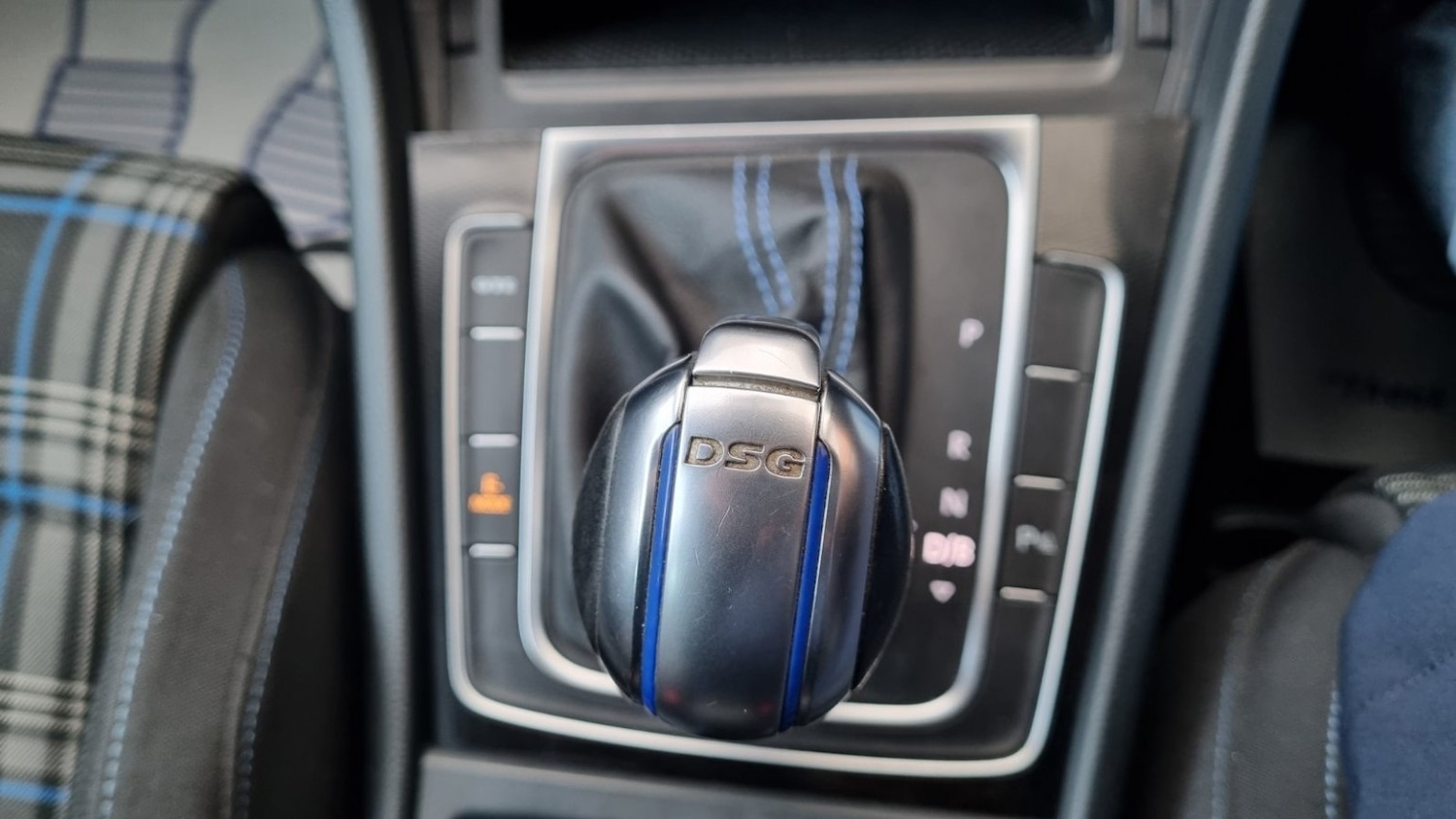 Used Volkswagen Golf 2015 for sale - 76848710: Photo 37