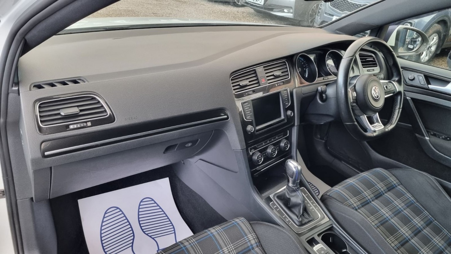 Used Volkswagen Golf 2015 for sale - 76848710: Photo 45