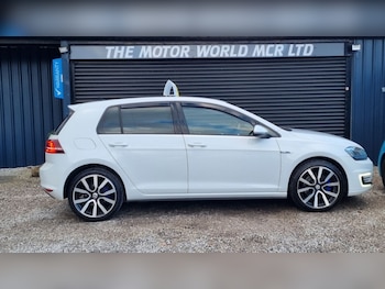 Used Volkswagen Golf 2015 for sale - 76848710: Photo