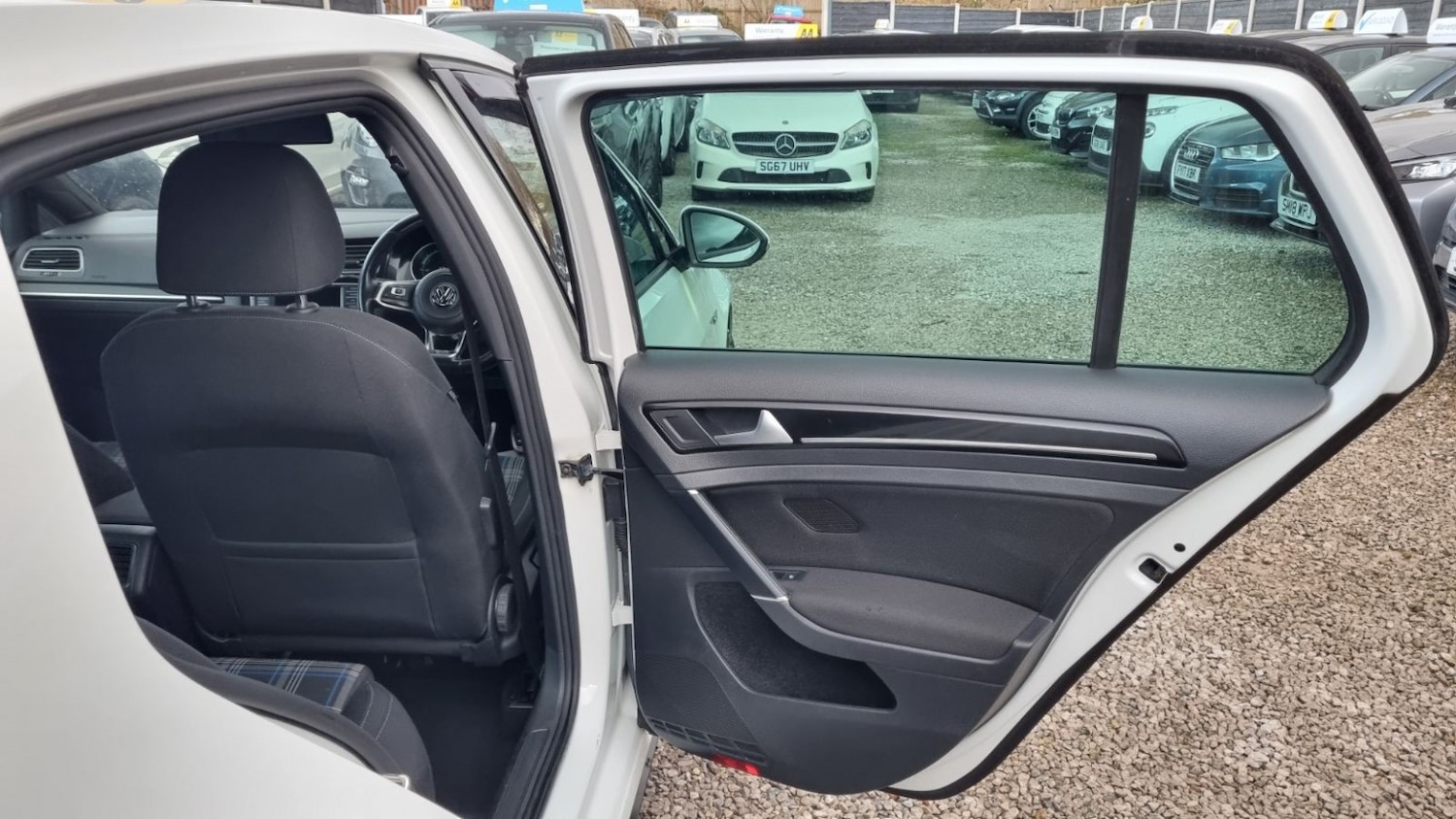 Used Volkswagen Golf 2015 for sale - 76848710: Photo 57