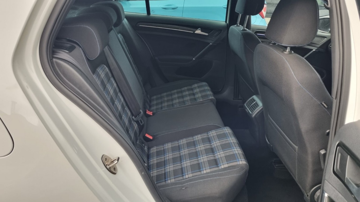 Used Volkswagen Golf 2015 for sale - 76848710: Photo 60