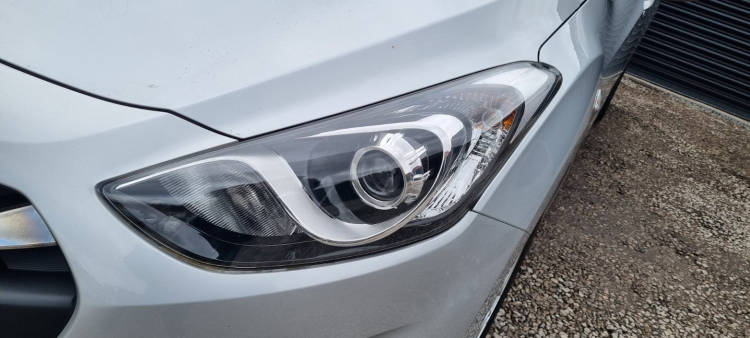 Used Hyundai i30 2014 for sale - 78077870: Photo 16