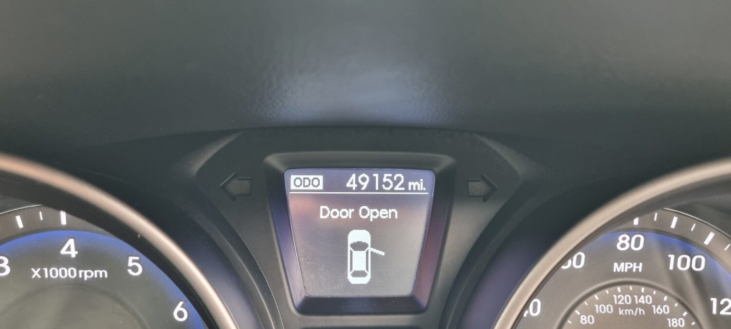 Used Hyundai i30 2014 for sale - 78077870: Photo 32