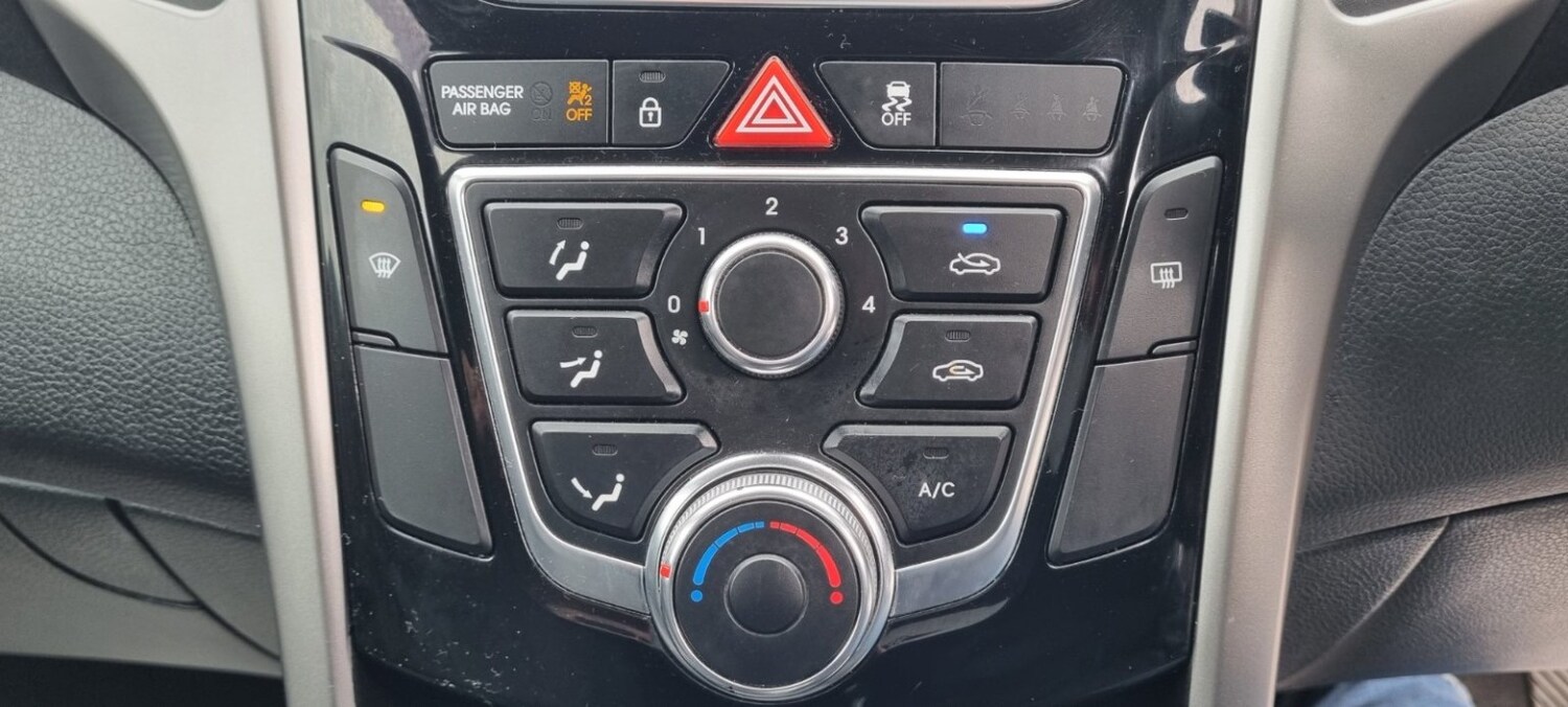 Used Hyundai i30 2014 for sale - 78077870: Photo 36