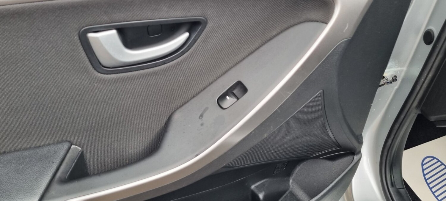 Used Hyundai i30 2014 for sale - 78077870: Photo 43