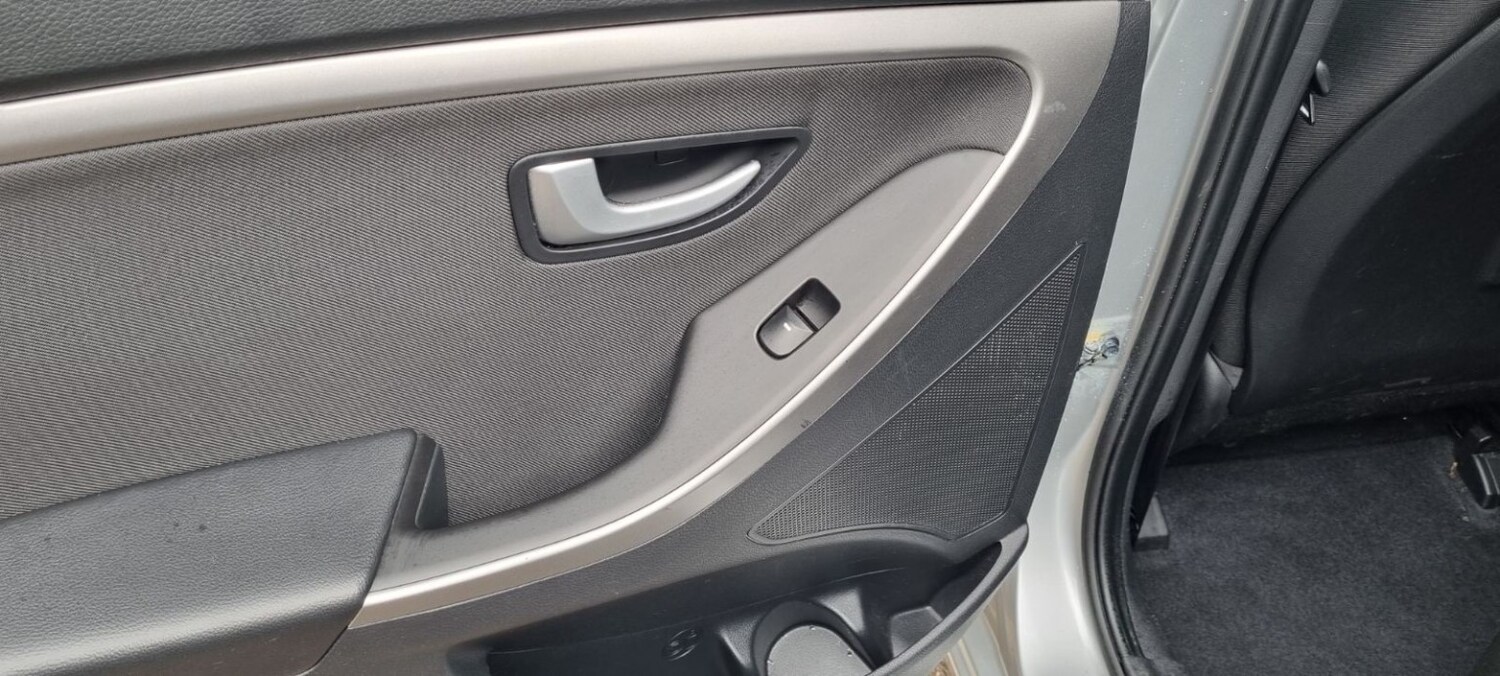 Used Hyundai i30 2014 for sale - 78077870: Photo 51