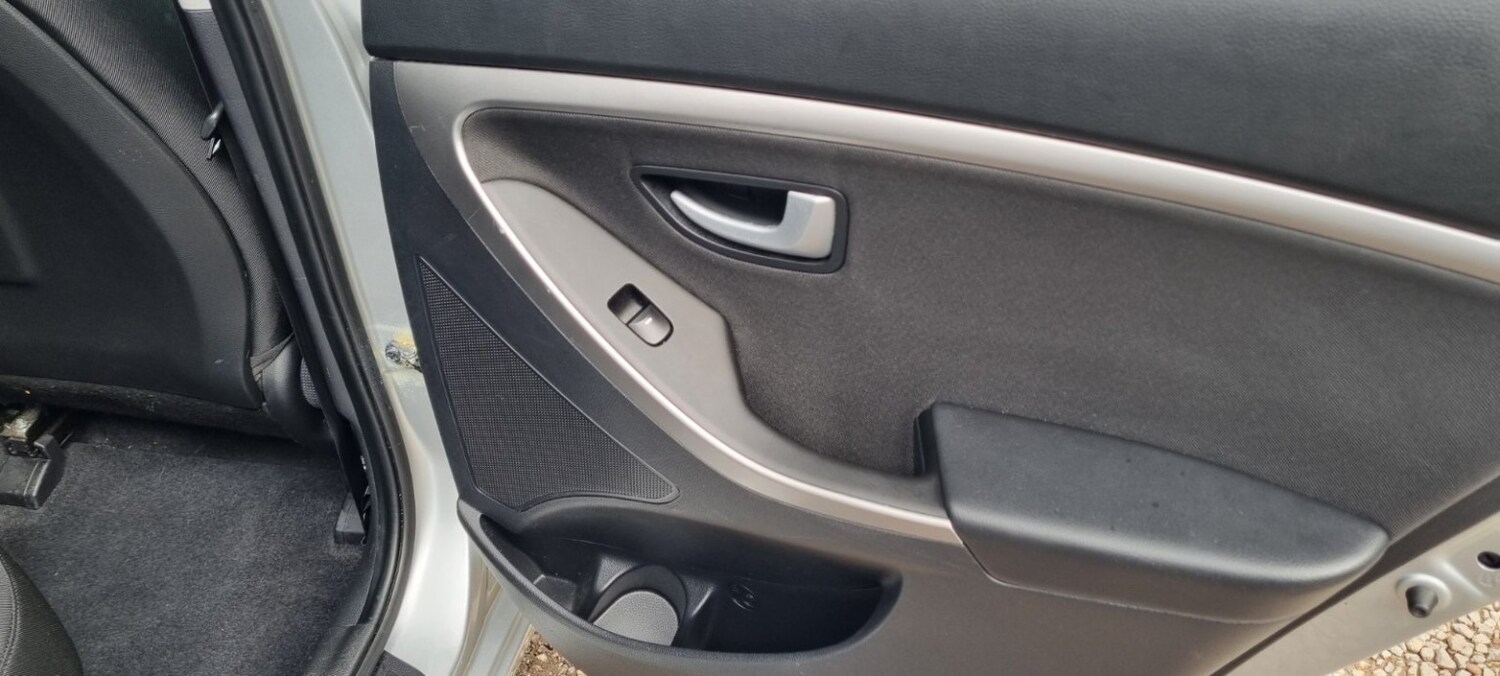 Used Hyundai i30 2014 for sale - 78077870: Photo 56