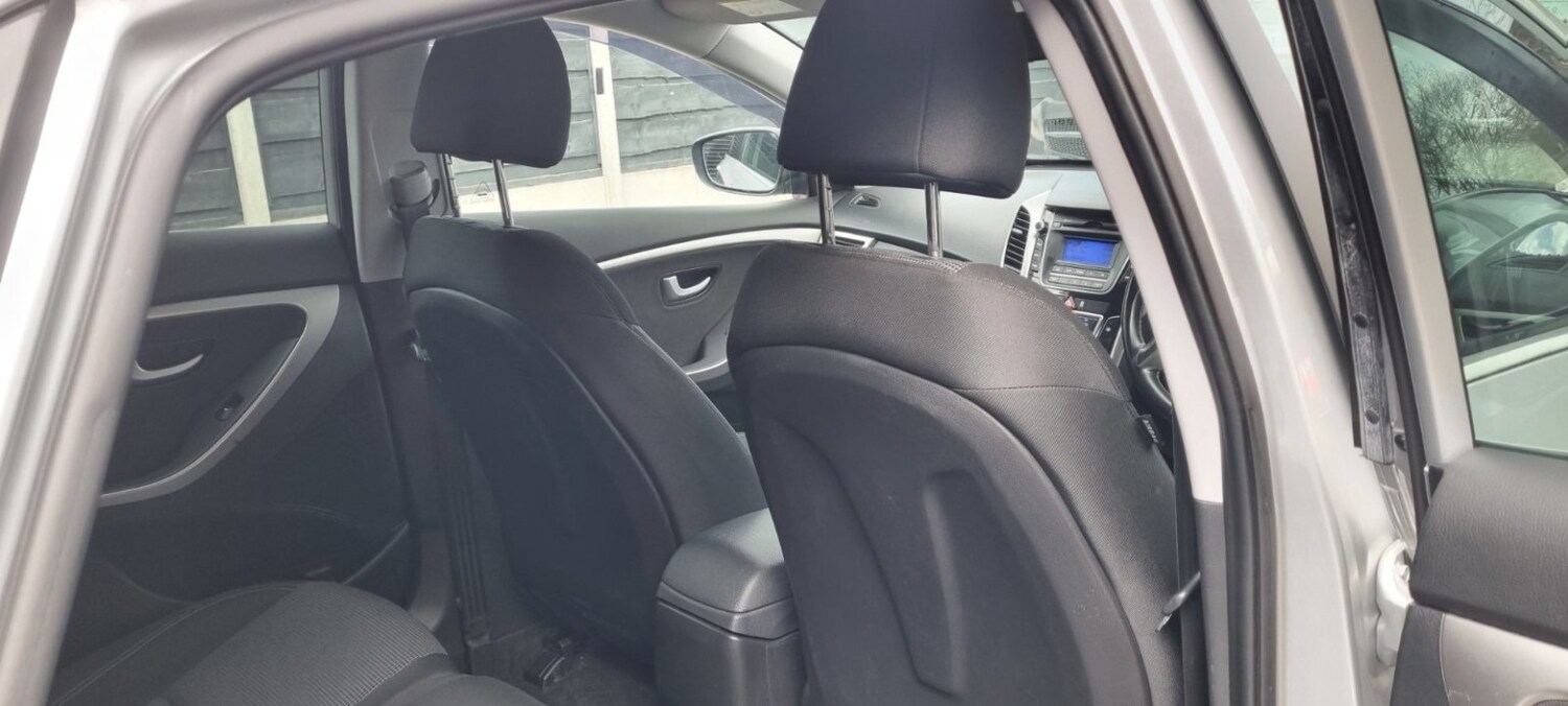 Used Hyundai i30 2014 for sale - 78077870: Photo 57