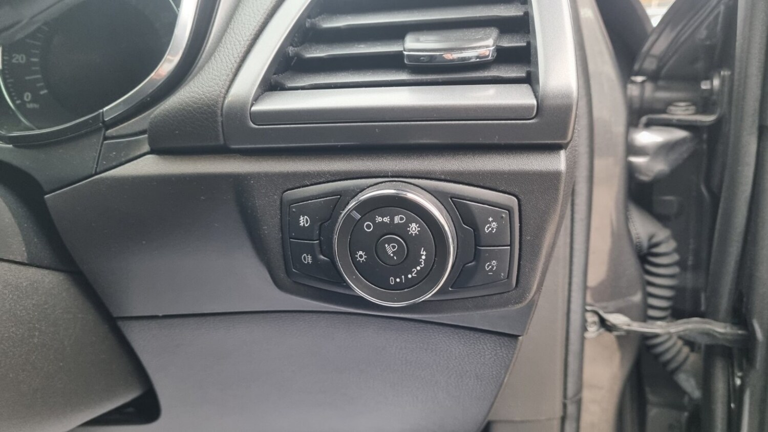 Used Ford Mondeo 2017 for sale - 77584530: Photo 14