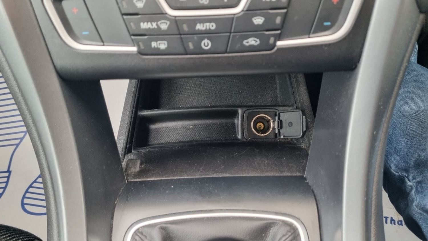 Used Ford Mondeo 2017 for sale - 77584530: Photo 29